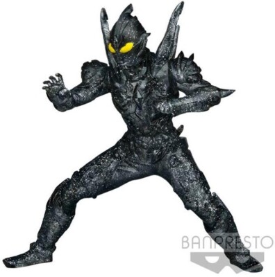 Ultraman Trigger Dark Ver. B Hero's Brave Statue