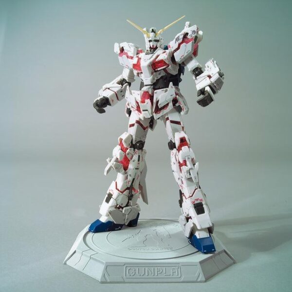4573102635686- RG The Gundam Base Limited RX-0 Unicorn Gundam Ver. TWC